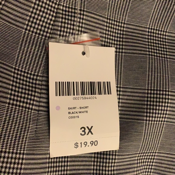 Forever 21 Plus Plaid Button Down Mini Skirt - Picture 3 of 3